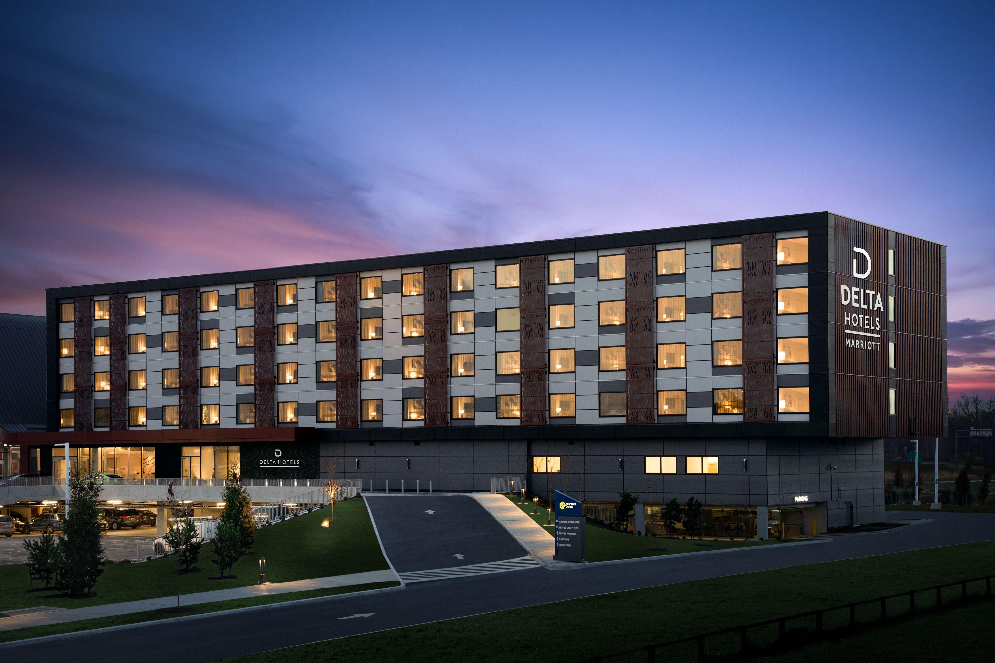 Delta Hotels By Marriott Vancouver Дельта Экстерьер фото